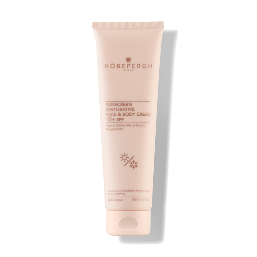 15+spf Sunscreen Restorative Face & Body Cream / Crema solare viso e corpo rigenerante 15+spf 150 ml